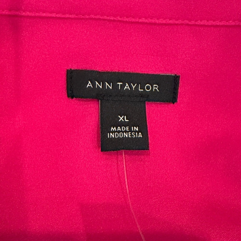 Ann Taylor Hot Pink Button-Down Blouse - Picture 3 of 3